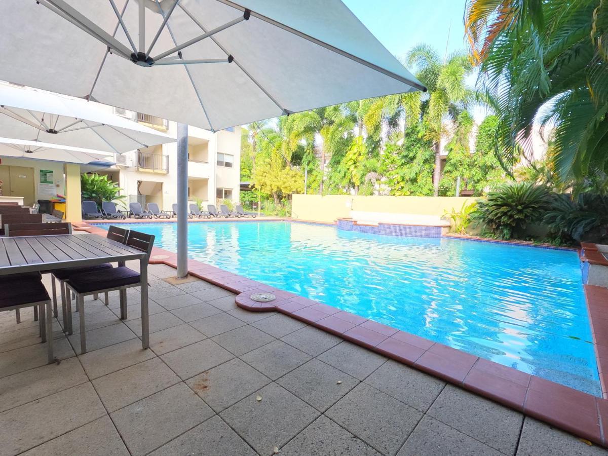 Central Plaza Port Douglas Exteriör bild